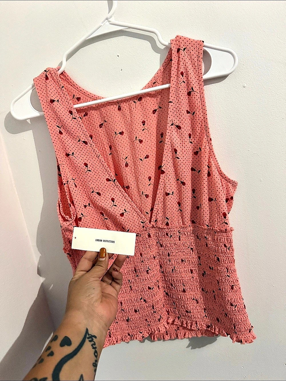 Urban outfitters Floral Smocked Tank Top in Pink Size large  NWT